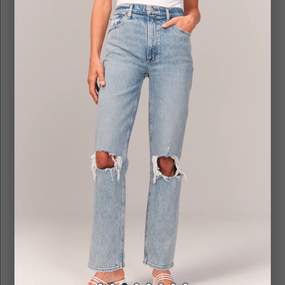 Abercrombie 90’s Straight Ultra High Rise